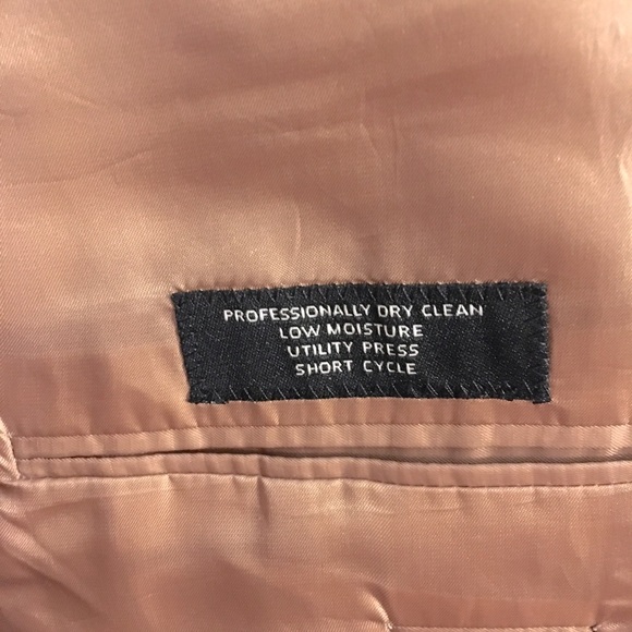 LIKE NEW MENS JOS. A. BANKS DRESS COAT - Picture 5 of 7